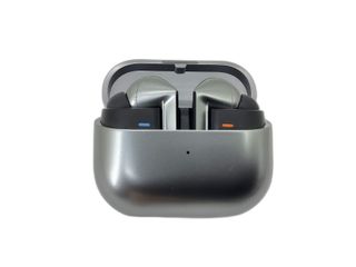 in-ear samsung galaxy buds 3 pro