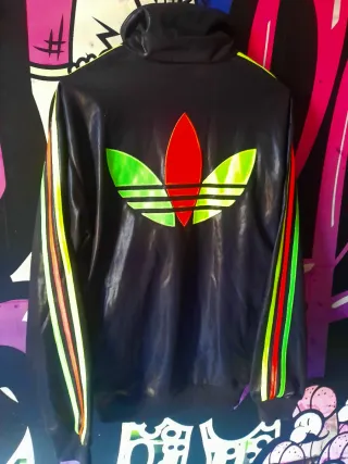 S/M Chaqueta Adidas Chile 62 Negra/Multicolor
