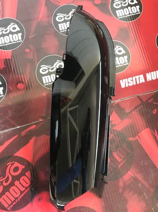 Carenado lateral izquierdo para Yamaha Versity 300 5SE-F1731-00-4B