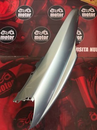 Carenado lateral derecho Yamaha Majesty YP400 5RU-21721-00-P5