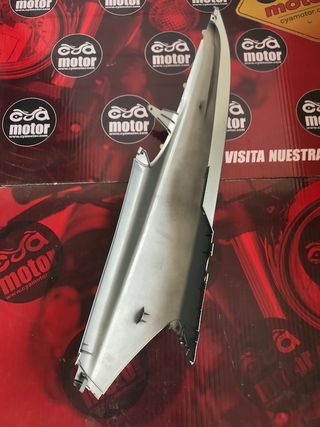 Carenado lateral derecho Yamaha Majesty YP400 5RU-21721-00-P5