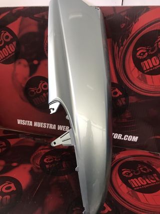 Carenado lateral derecho Yamaha Majesty YP400 5RU-21721-00-P5