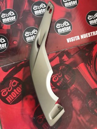 Carenado lateral derecho Yamaha T-MAX 500 5GJ-2172W-01-P2