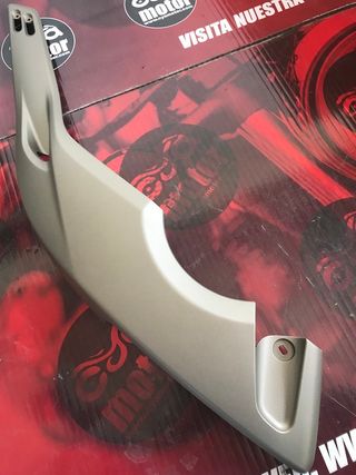 Carenado lateral derecho Yamaha T-MAX 500 5GJ-2172W-01-P2