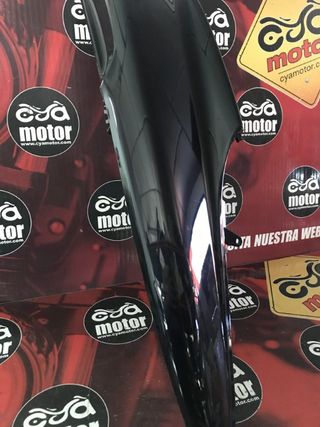 Carenado lateral izquierdo Yamaha YP/Majesty 250 5GM-21711-01-P5