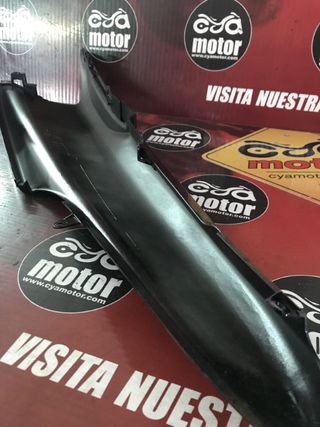 Carenado lateral izquierdo Yamaha YP/Majesty 250 5GM-21711-01-P5
