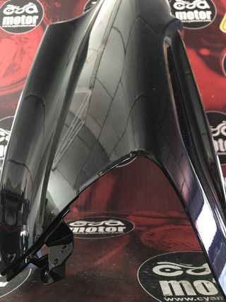 Carenado lateral izquierdo Yamaha YP/Majesty 250 5GM-21711-01-P5