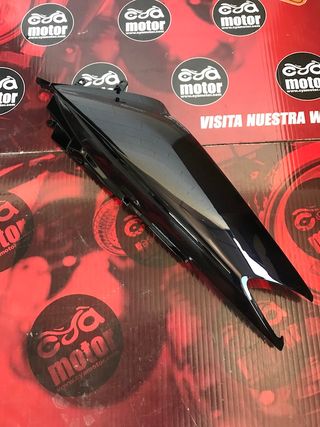 Carenado lateral derecho Yamaha T-MAX 500 5GJ-21721-00-P2