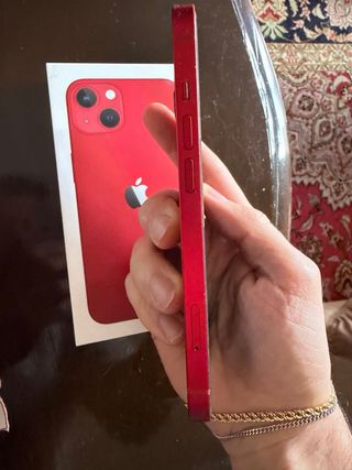 iPhone 13 128GB Product Red