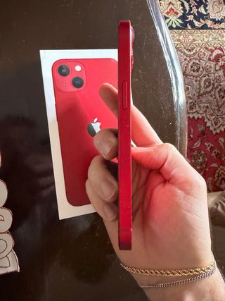 iPhone 13 128GB Product Red