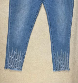 Pantalón vaquero azul claro con pedrería XXL (52)