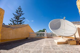 Chalet en venta en La Siesta - El Salado - Torreta en Torrevieja