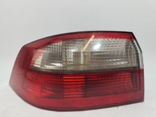 Piloto trasero izquierdo renault laguna ii 1825150