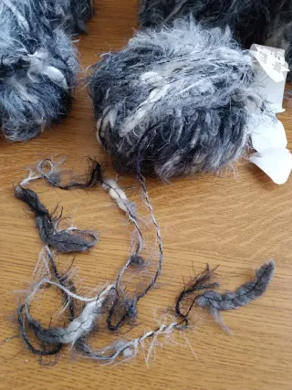 650 gr di misto lana pelosa