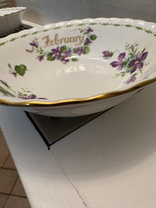 Royal Albert ciotola February Viole
