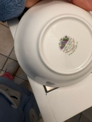 Royal Albert ciotola February Viole