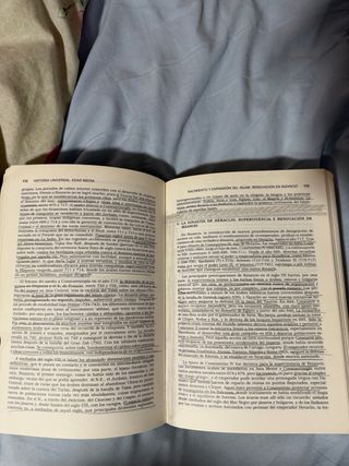 Historia Universal Edad Media. Miguel A.Ladero