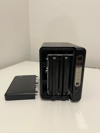 NAS Zyxel 326 - 2 bahías