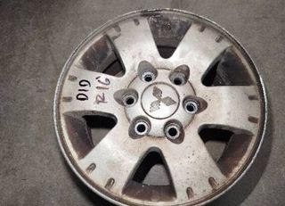 Mitsubishi 43587 mr992090 llanta montero 3.2 did