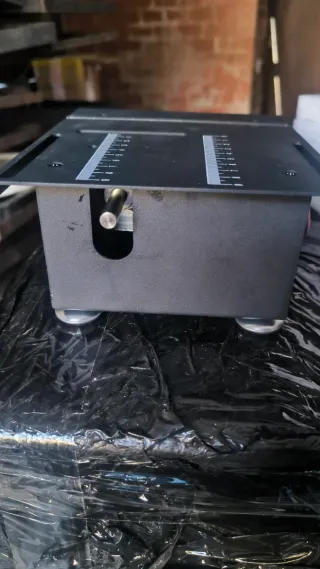 Serra de Mesa Pequena 100W Nova