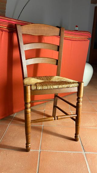 Sedie impagliate in legno