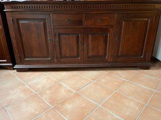 Mobile ingresso in legno scuro