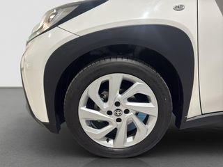 TOYOTA AYGO X 1.0 VVT-I PLAY 72 5P