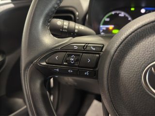 TOYOTA YARIS 1.5 VVT-I HEV ACTIVE PLUS 116 5P