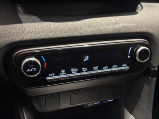 TOYOTA YARIS 1.5 VVT-I HEV ACTIVE PLUS 116 5P