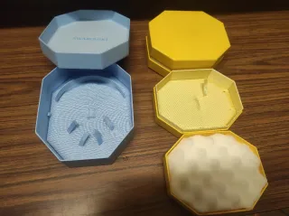 Cajas Octogonales Azules y Amarillas