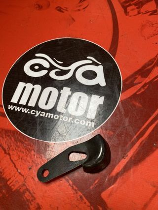 Soporte para caballete Yamaha TT/TDR 4GVF73151000