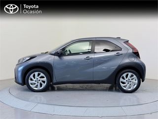 TOYOTA Aygo X Play MT