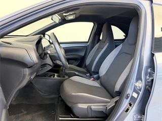 TOYOTA Aygo X Play MT