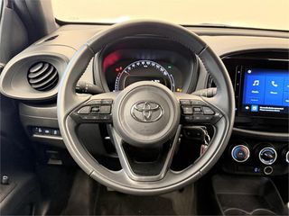 TOYOTA Aygo X Play MT