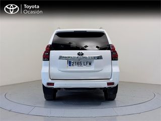 TOYOTA Land Cruiser 5P LIMITED 2.8L T/A 6v (4x4)