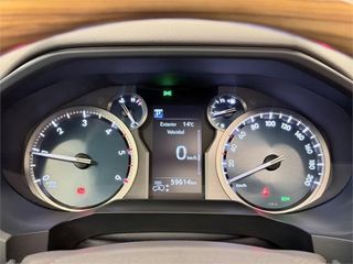 TOYOTA Land Cruiser 5P LIMITED 2.8L T/A 6v (4x4)