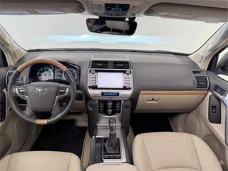 TOYOTA Land Cruiser 5P LIMITED 2.8L T/A 6v (4x4)