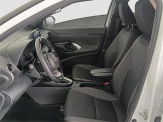 TOYOTA Yaris Cross 5 Puertas Active Tech 120H e-CVT