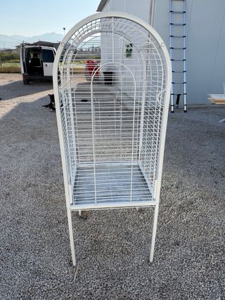 Jaula grande para loros blanca