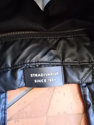 Bolso acolchado negro mujer Stradivarius