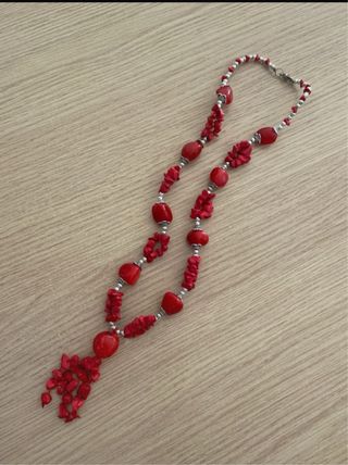 Collana con corallo rosso
