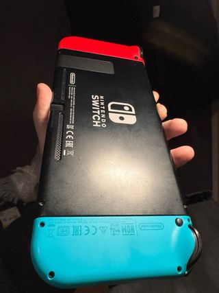 Nintendo Switch Azul y Rojo