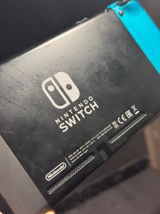 Nintendo Switch Azul/Rojo + Accesorios