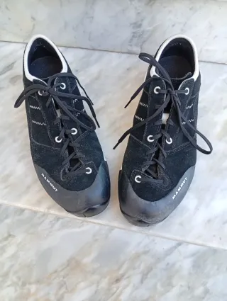 Scarpe trekking Mammut nere