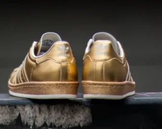 39 Zapatillas Adidas Superstar 80s Metal Doradas