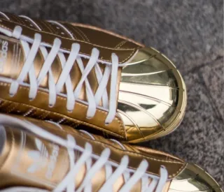 39 Zapatillas Adidas Superstar 80s Metal Doradas