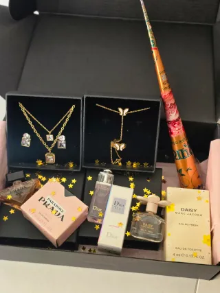 Set de Joyería y Perfumes Dior, Prada, Marc Jacobs