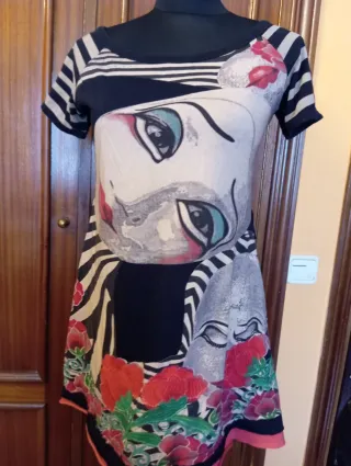 Vestido/Camiseta Desigual Original .