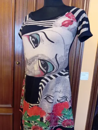 Vestido/Camiseta Desigual Original .