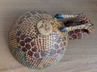 Ciotola in legno con giraffa, arte africana